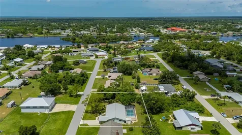 542 Lakehurst Avenue NW Port Charlotte FL 33952
