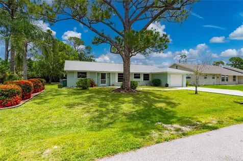 542 Lakehurst Avenue NW Port Charlotte FL 33952
