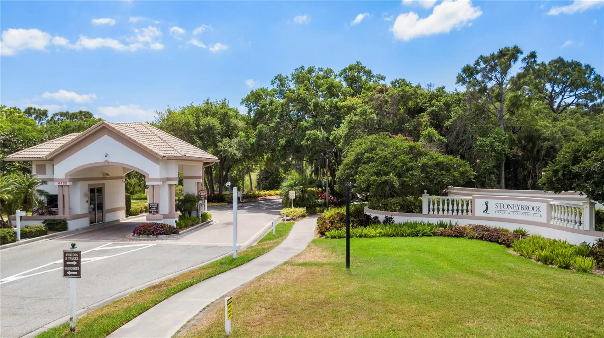 8750 Olde Hickory Avenue Sarasota FL 34238