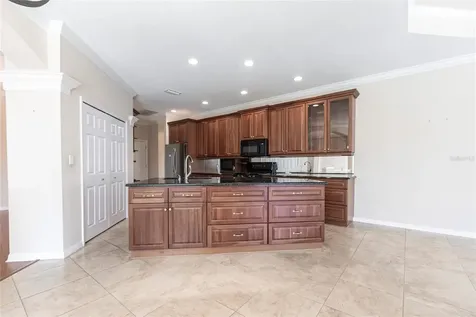 7211 Treymore Court Sarasota FL 34243