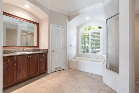 7211 Treymore Court Sarasota FL 34243