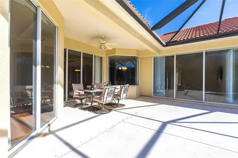 7211 Treymore Court Sarasota FL 34243