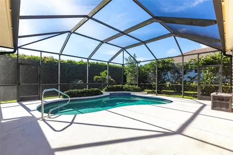 7211 Treymore Court Sarasota FL 34243