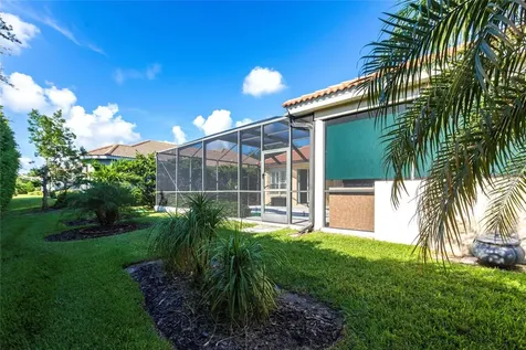 7211 Treymore Court Sarasota FL 34243