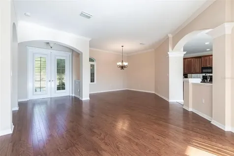 7211 Treymore Court Sarasota FL 34243