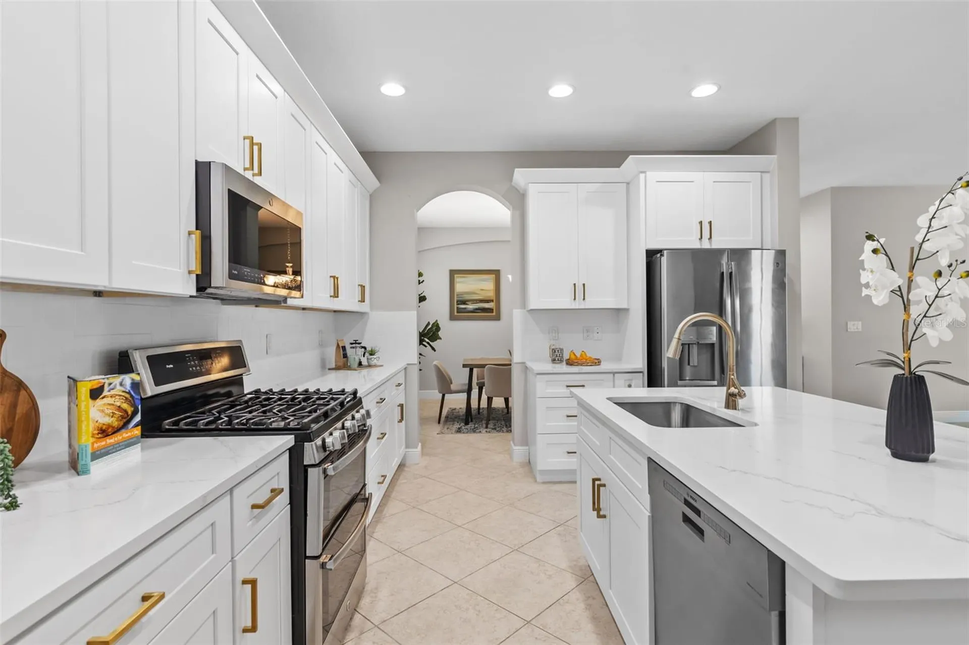 7938 Hampton Lake Drive Tampa FL 33647
