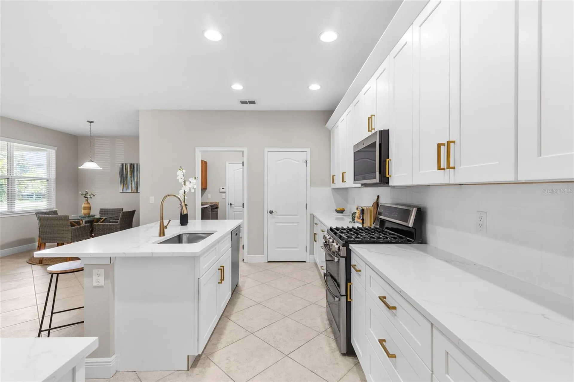 7938 Hampton Lake Drive Tampa FL 33647