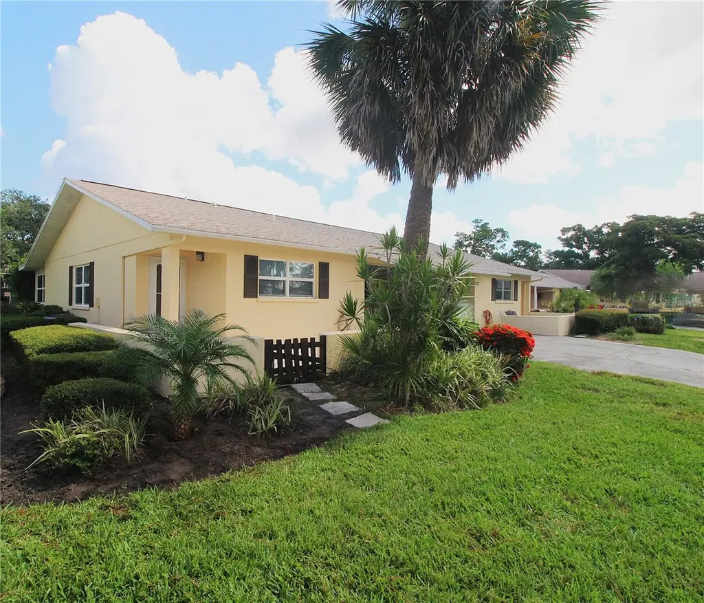 390 301 Boulevard W Bradenton FL 34205