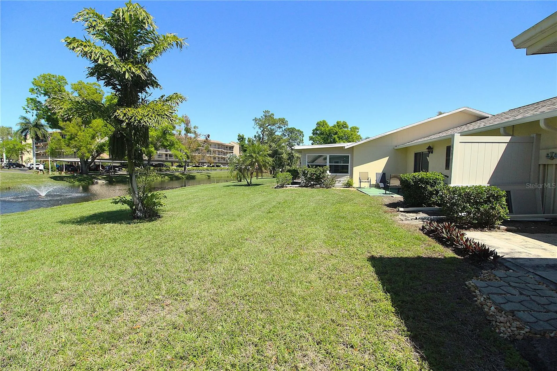390 301 Boulevard W Bradenton FL 34205
