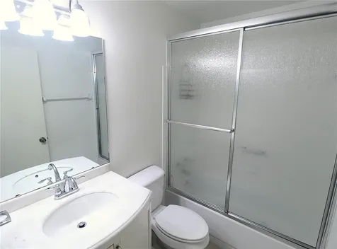 390 301 Boulevard W Bradenton FL 34205