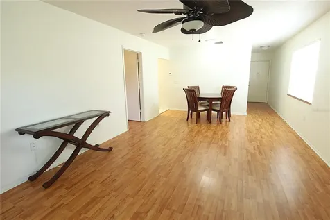390 301 Boulevard W Bradenton FL 34205