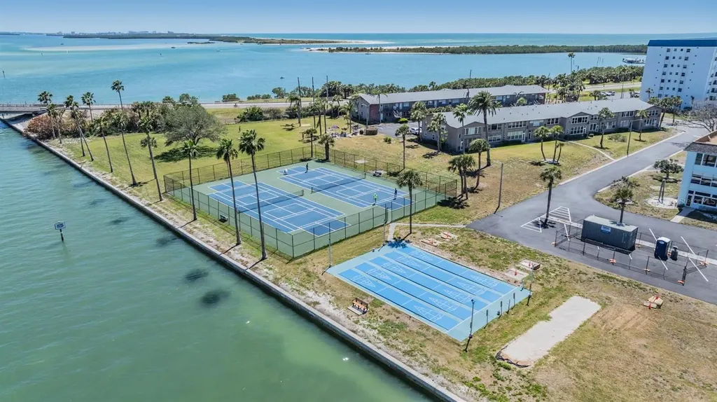 7 Dunoon Place Dunedin FL 34698
