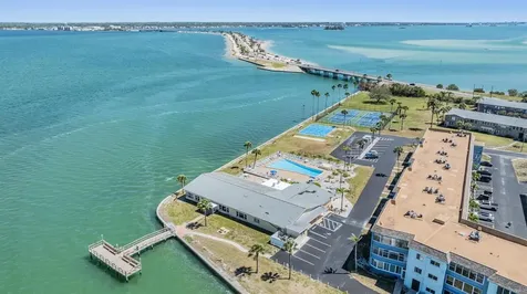 7 Dunoon Place Dunedin FL 34698