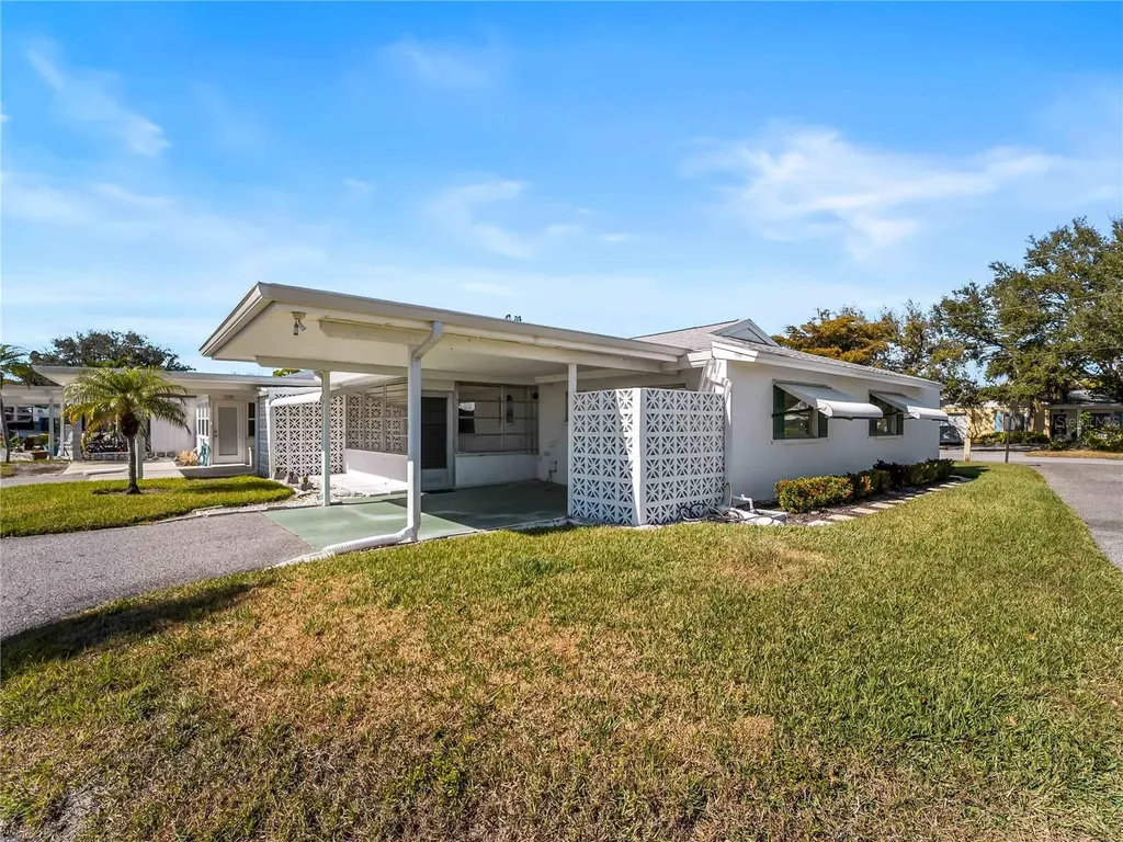 116 The Corso Venice FL 34285