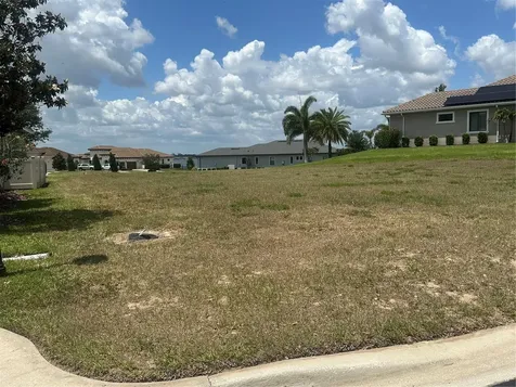 126 Stargrass Drive Auburndale FL 33823
