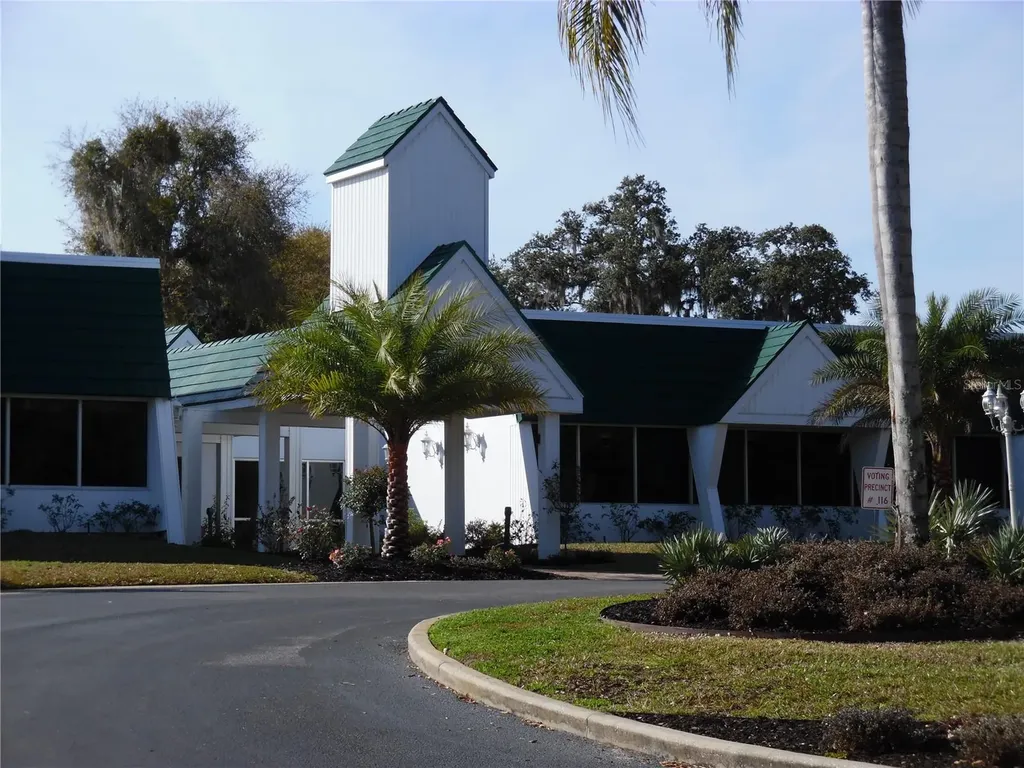 74 N Bobwhite Road Wildwood FL 34785