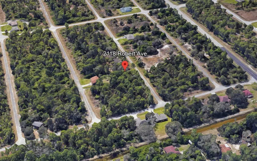 2118 Robert Avenue Alva FL 33920