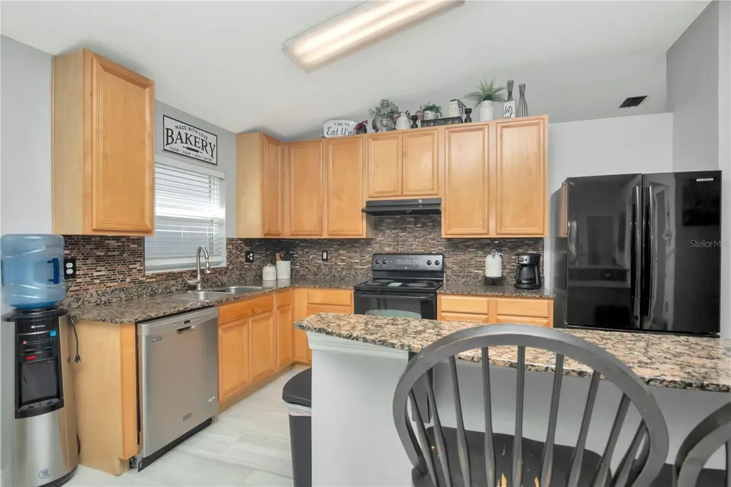 2239 Roanoke Springs Drive Ruskin FL 33570