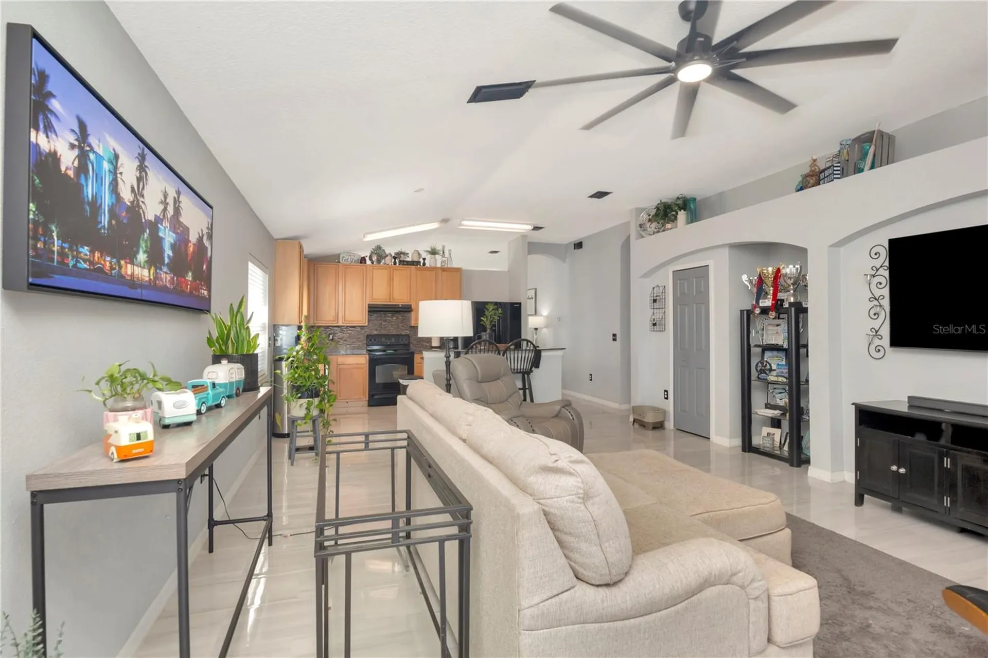 2239 Roanoke Springs Drive Ruskin FL 33570