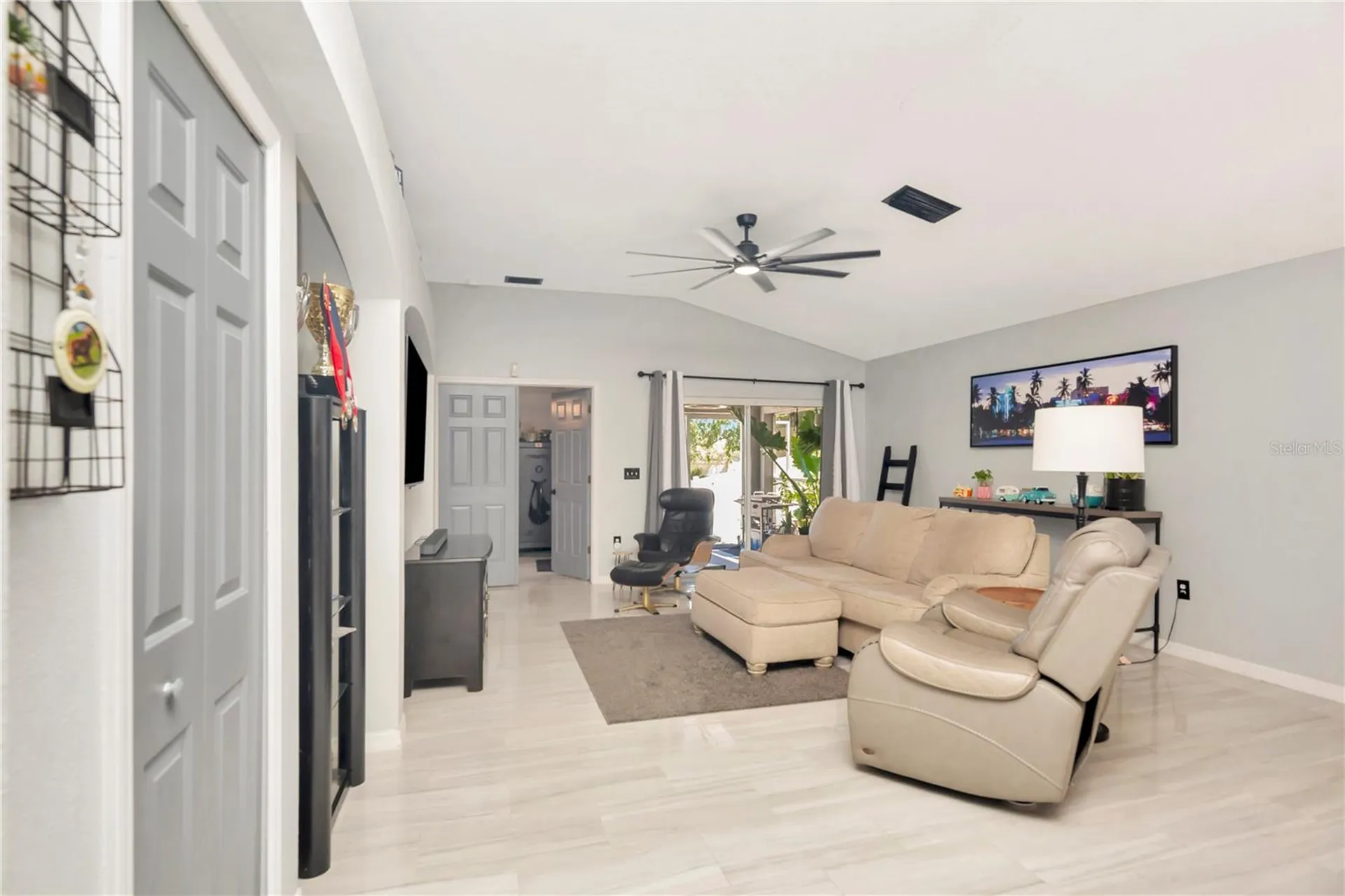 2239 Roanoke Springs Drive Ruskin FL 33570