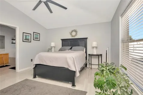 2239 Roanoke Springs Drive Ruskin FL 33570