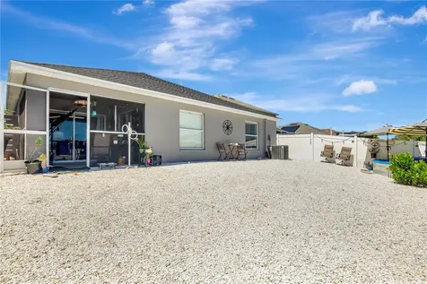 2239 Roanoke Springs Drive Ruskin FL 33570