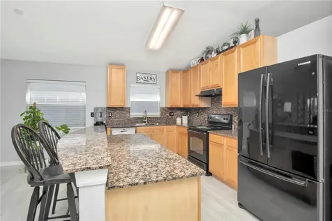2239 Roanoke Springs Drive Ruskin FL 33570