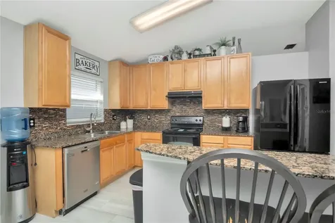 2239 Roanoke Springs Drive Ruskin FL 33570