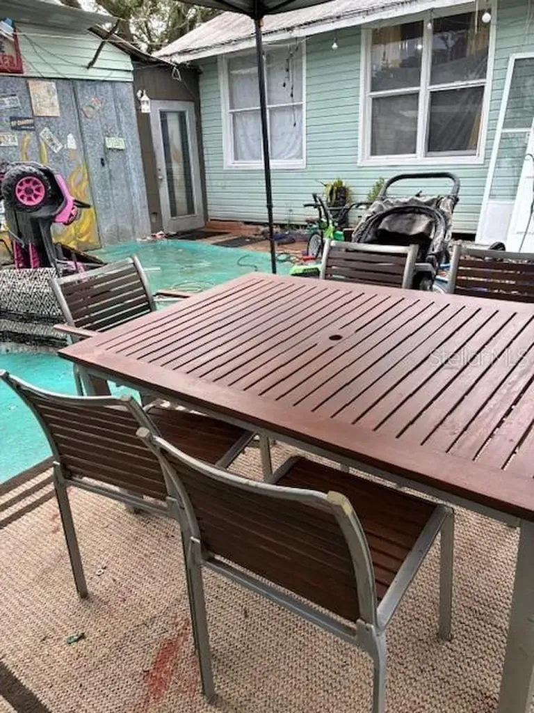 33 W F Street Frostproof FL 33843