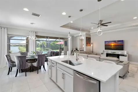 359 Toscavilla Boulevard Nokomis FL 34275