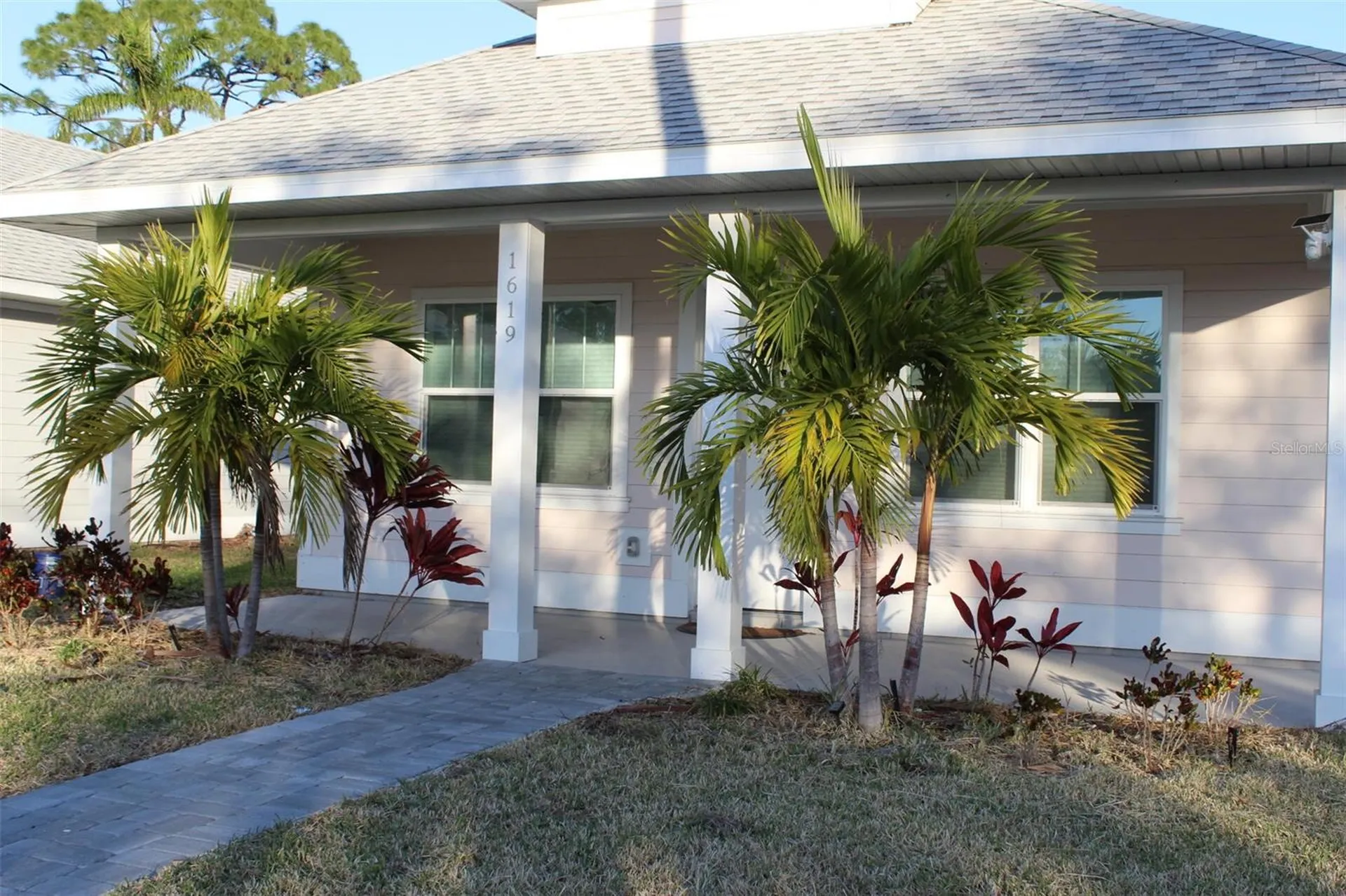 1619 17th Street W Bradenton FL 34205