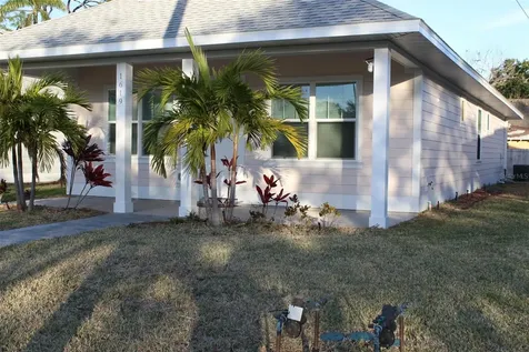 1619 17th Street W Bradenton FL 34205
