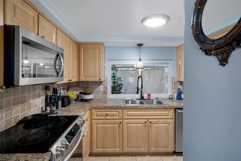 12514 Coffee Hill Row Hudson FL 34667