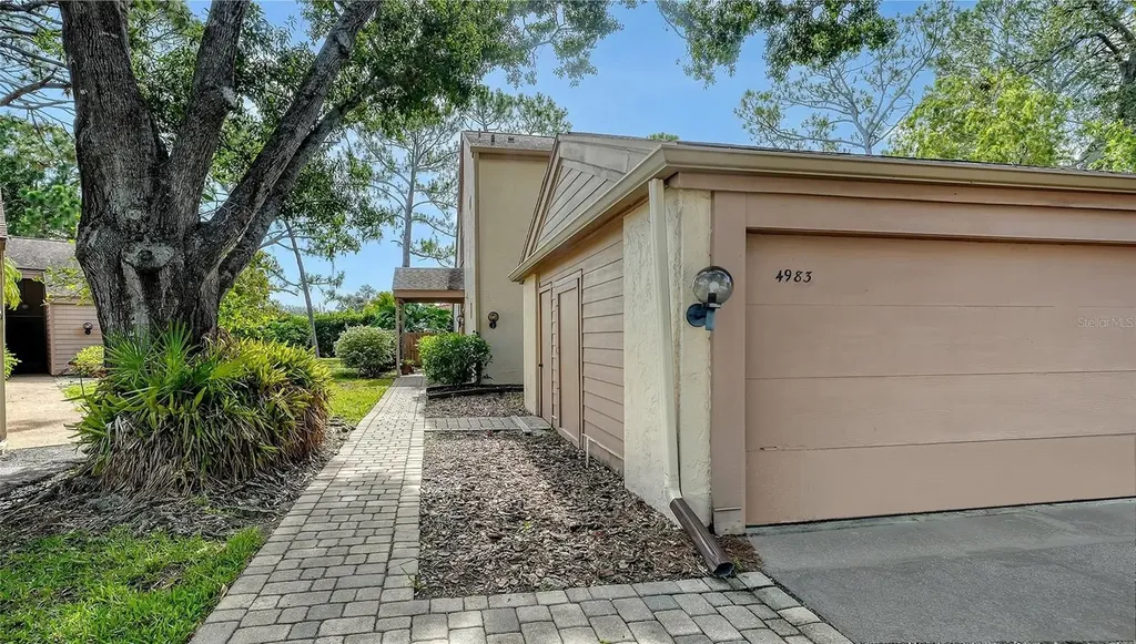 4983 Greencroft Road Sarasota FL 34235