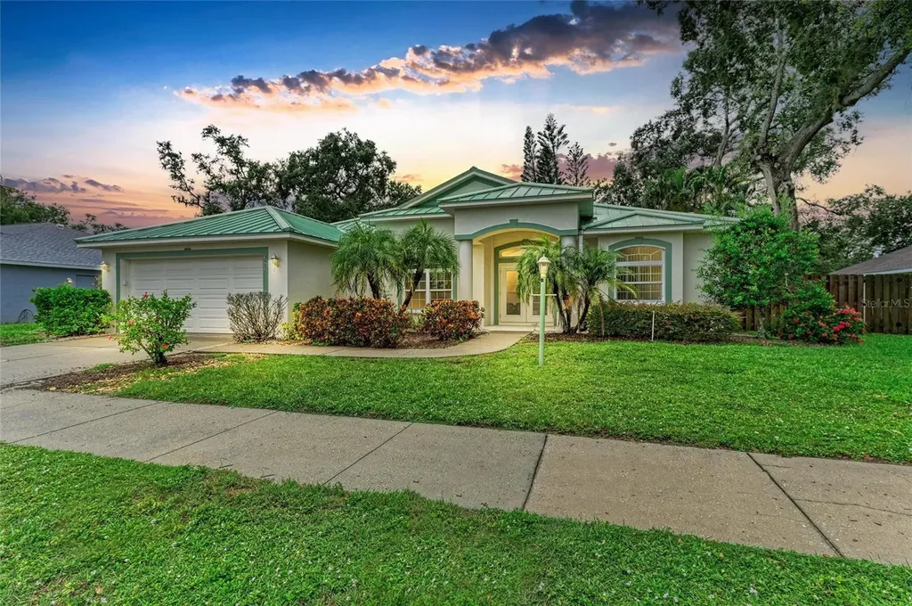 3983 Origami Lane Sarasota FL 34235