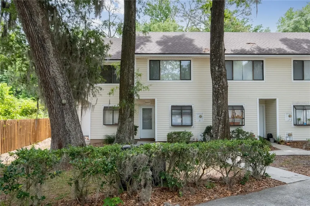 6105 SW 8th Lane Gainesville FL 32607