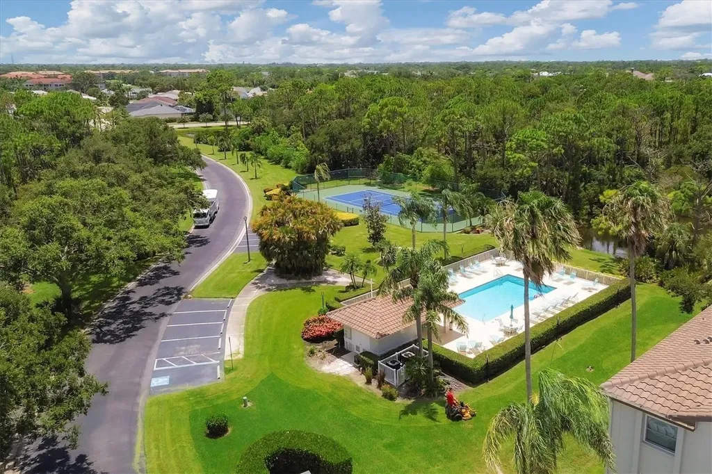 8750 Olde Hickory Avenue Sarasota FL 34238