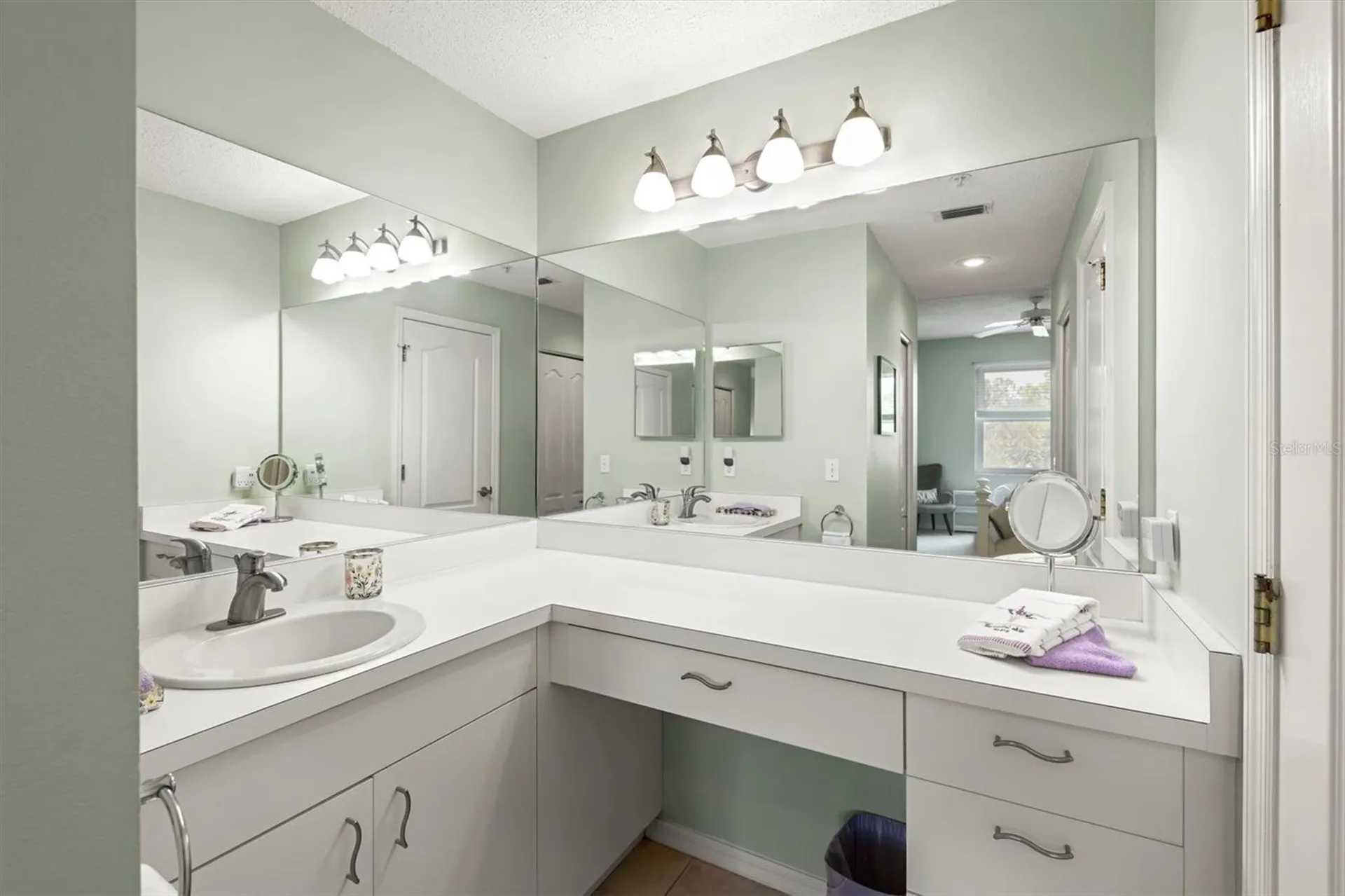 8750 Olde Hickory Avenue Sarasota FL 34238