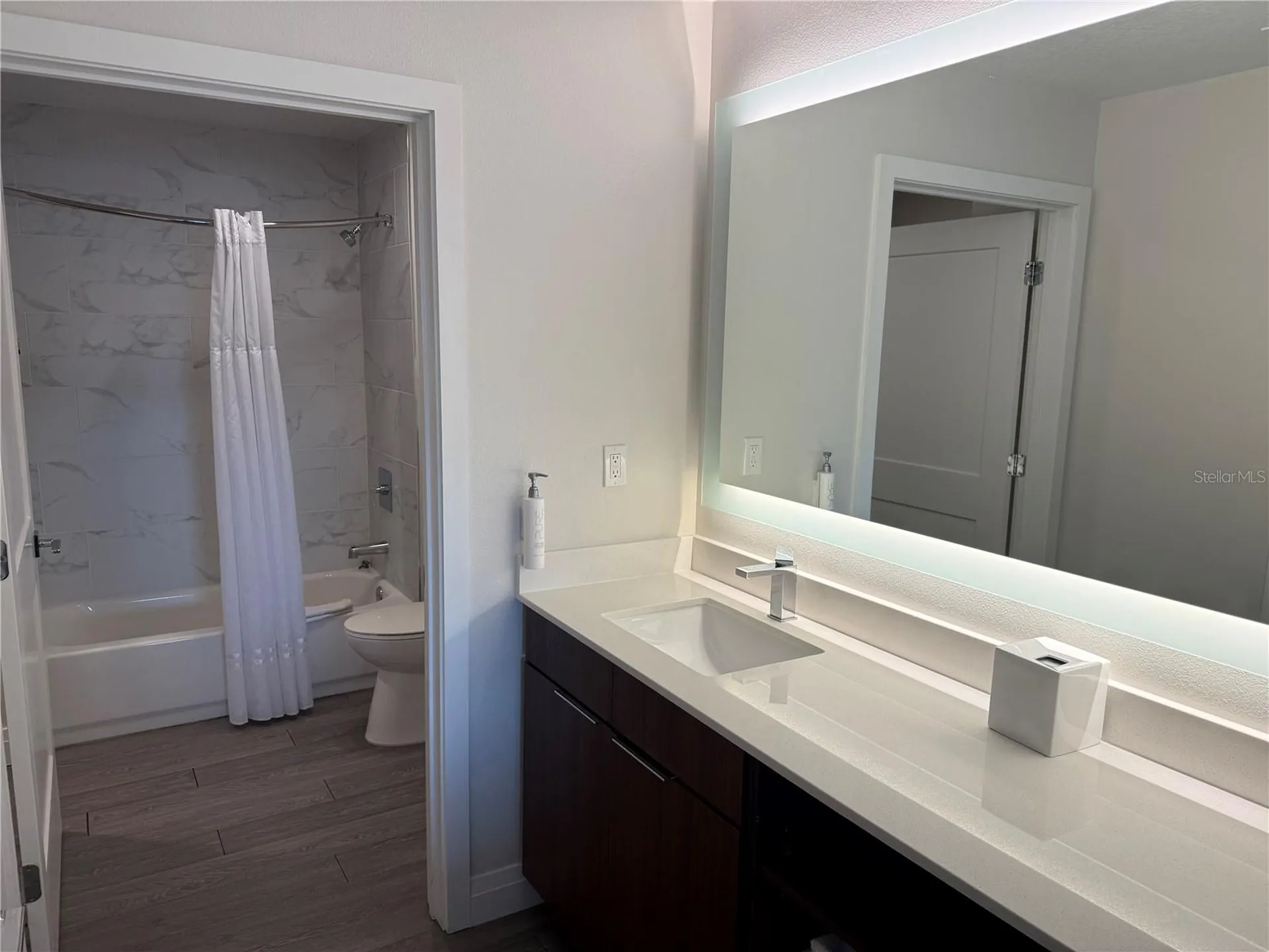 14501 Grove Resort Avenue Winter Garden FL 34787