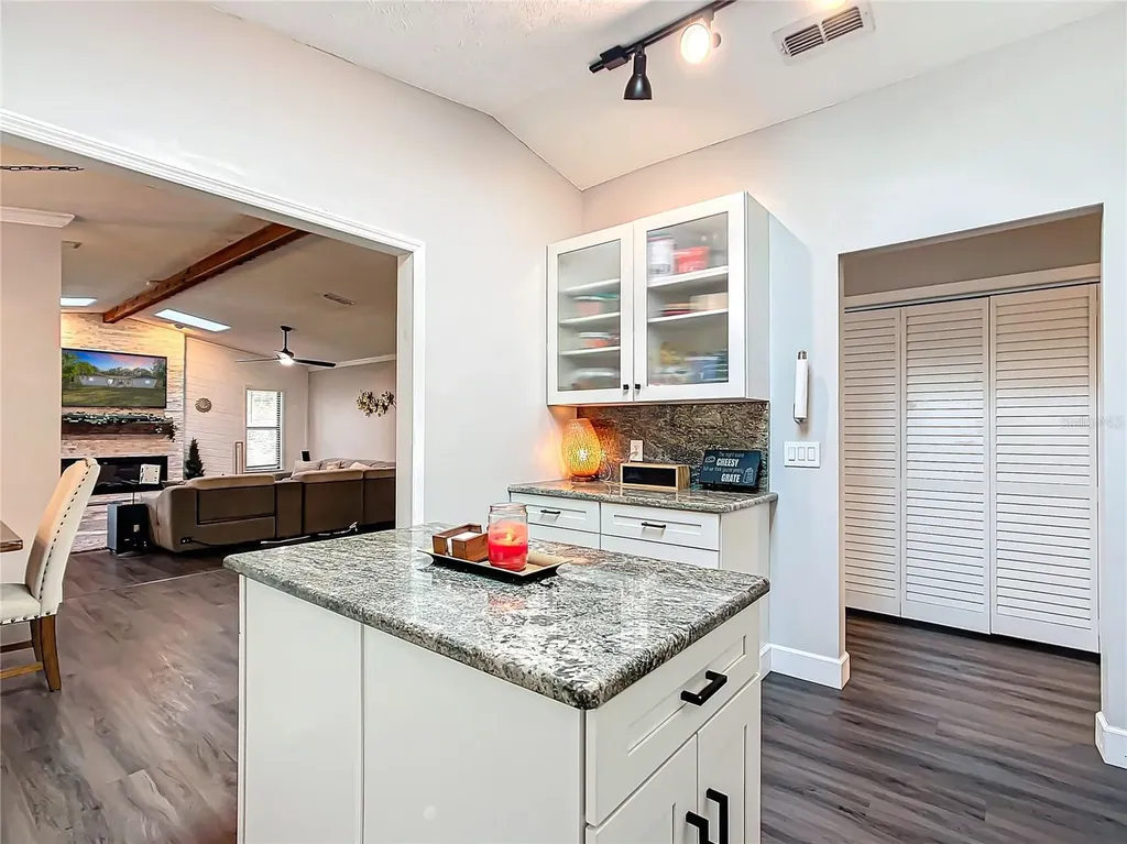 1276 W Pearson Street Hernando FL 34442