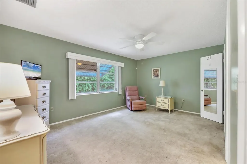 6024 Hibiscus Drive Bradenton FL 34207