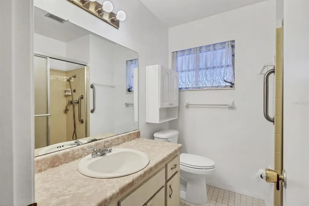 6024 Hibiscus Drive Bradenton FL 34207