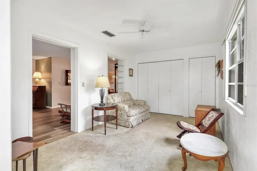6024 Hibiscus Drive Bradenton FL 34207