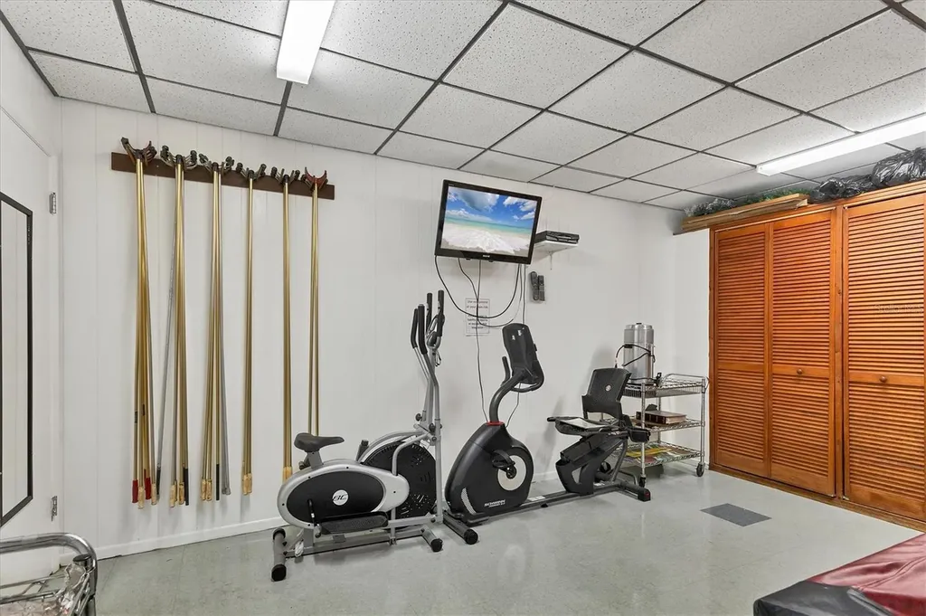 6024 Hibiscus Drive Bradenton FL 34207