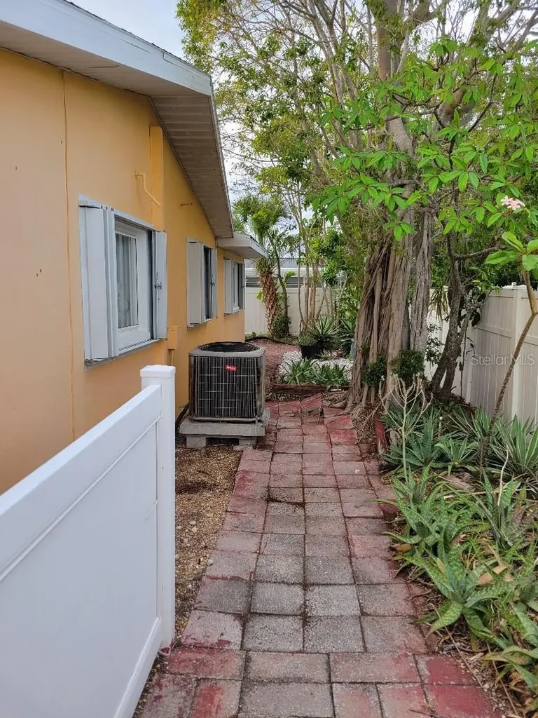 315 S Tessier Drive St Pete Beach FL 33706