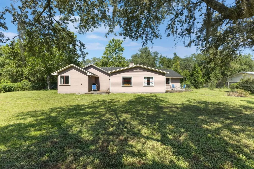 2357 Pine Street Oviedo FL 32765