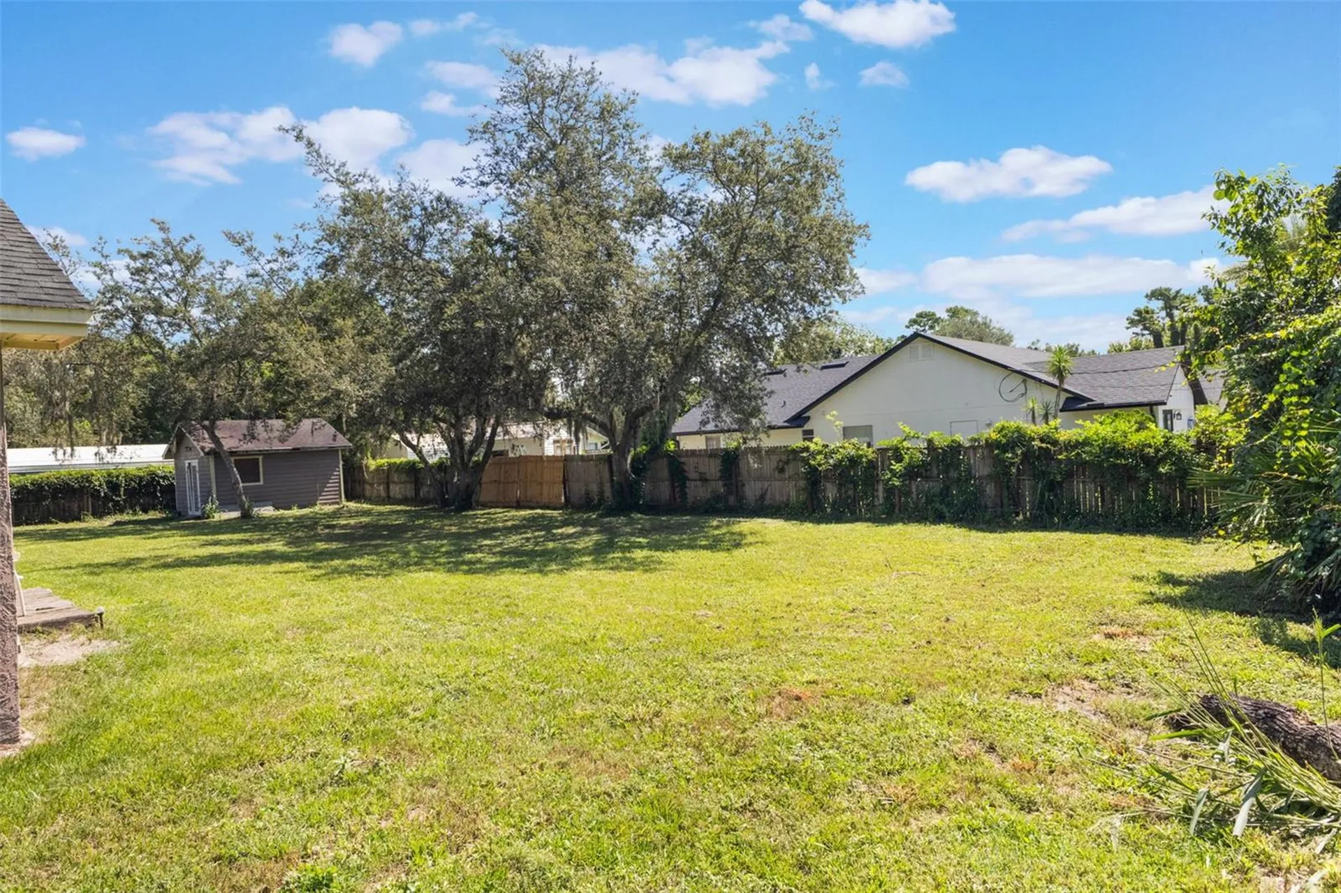 2357 Pine Street Oviedo FL 32765