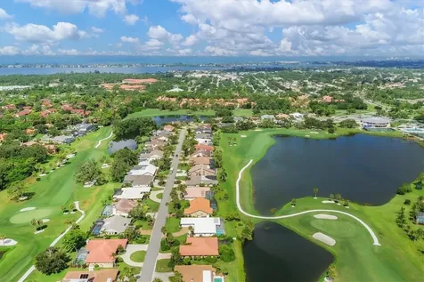 3785 Torrey Pines Boulevard Sarasota FL 34238