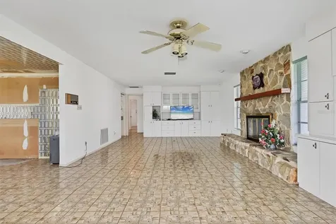 3785 Torrey Pines Boulevard Sarasota FL 34238