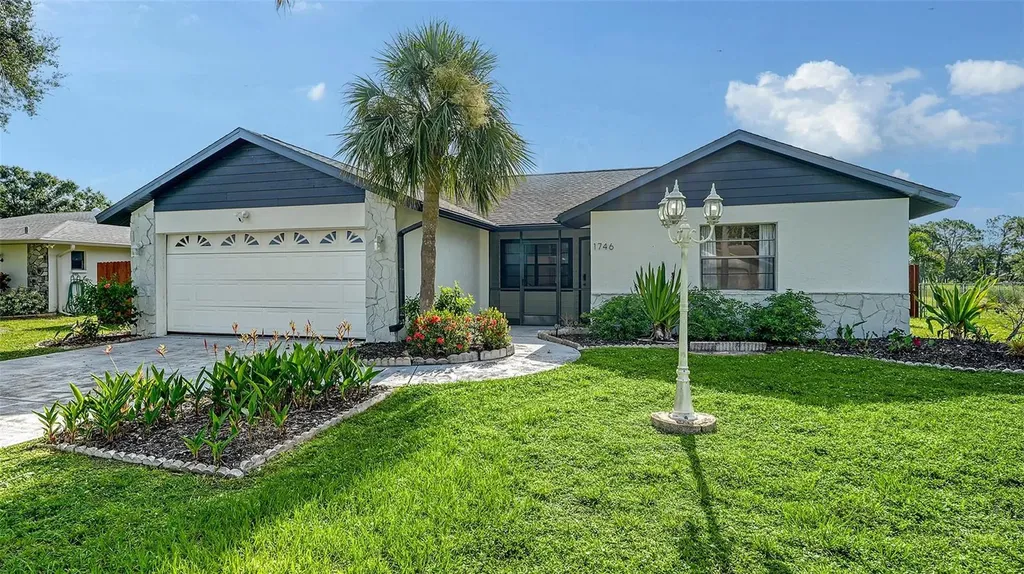 1746 Briar Creek Lane Sarasota FL 34235